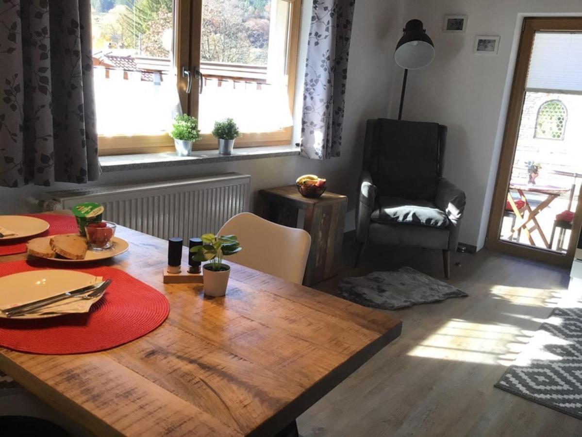בישופסווייסן Ferienwohnung Lederhose מראה חיצוני תמונה